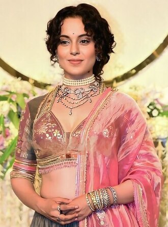 Mandi MP Kangana Ranaut Meets Maharashtra CM Devendra Fadnavis at Varsha Bungalow